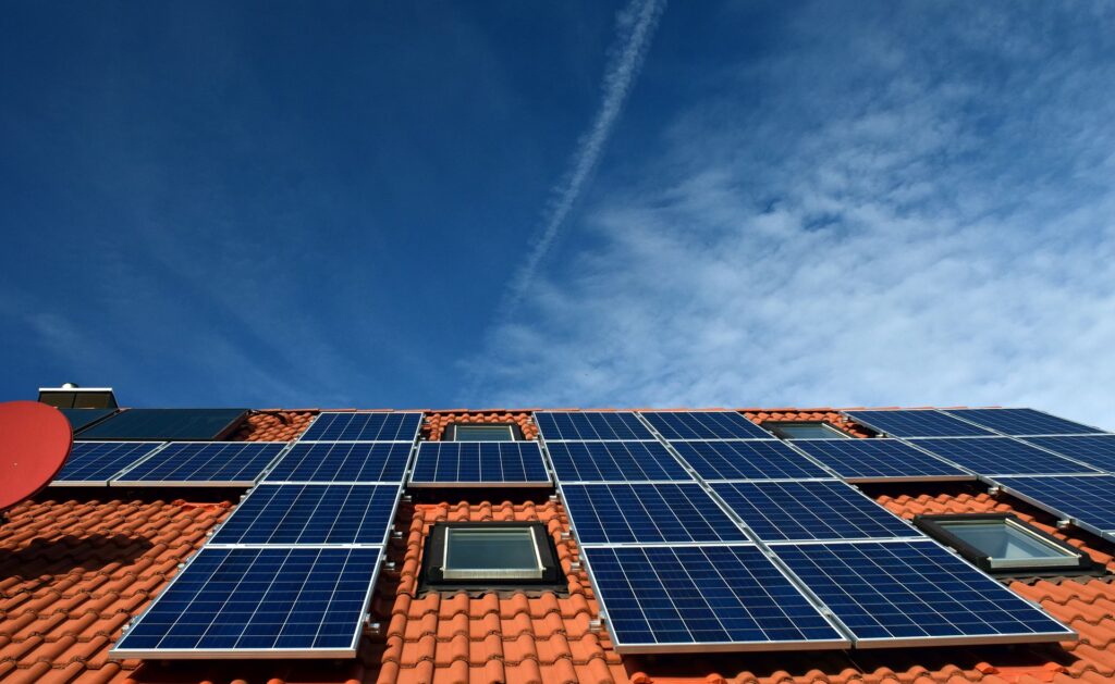 Paneles solares en techo